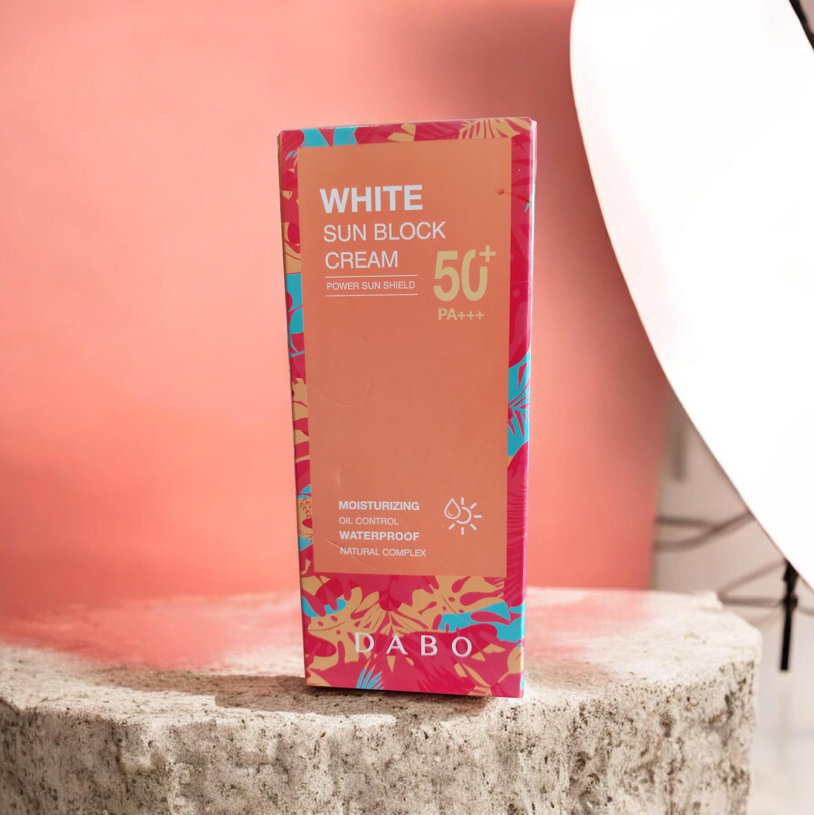 WhatsApp Image 2026-06-01 at 7.45.33 PM White Sun Block Cream - Image 1