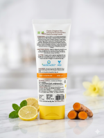 Mamaearth Vitamin C Daily Glow Face Wash - Image 2