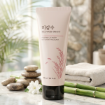 THE FACE SHOP Rice Water Bright Foaming Cleanser (100 ml / 3.3 fl. oz.)