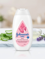 Johnson's Baby Lotion with Aloe & Vitamin B5 (200ml)